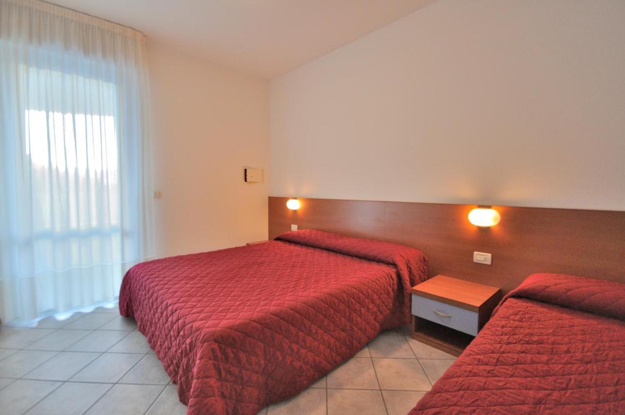 Residence Eurostar بيبيوني المظهر الخارجي الصورة